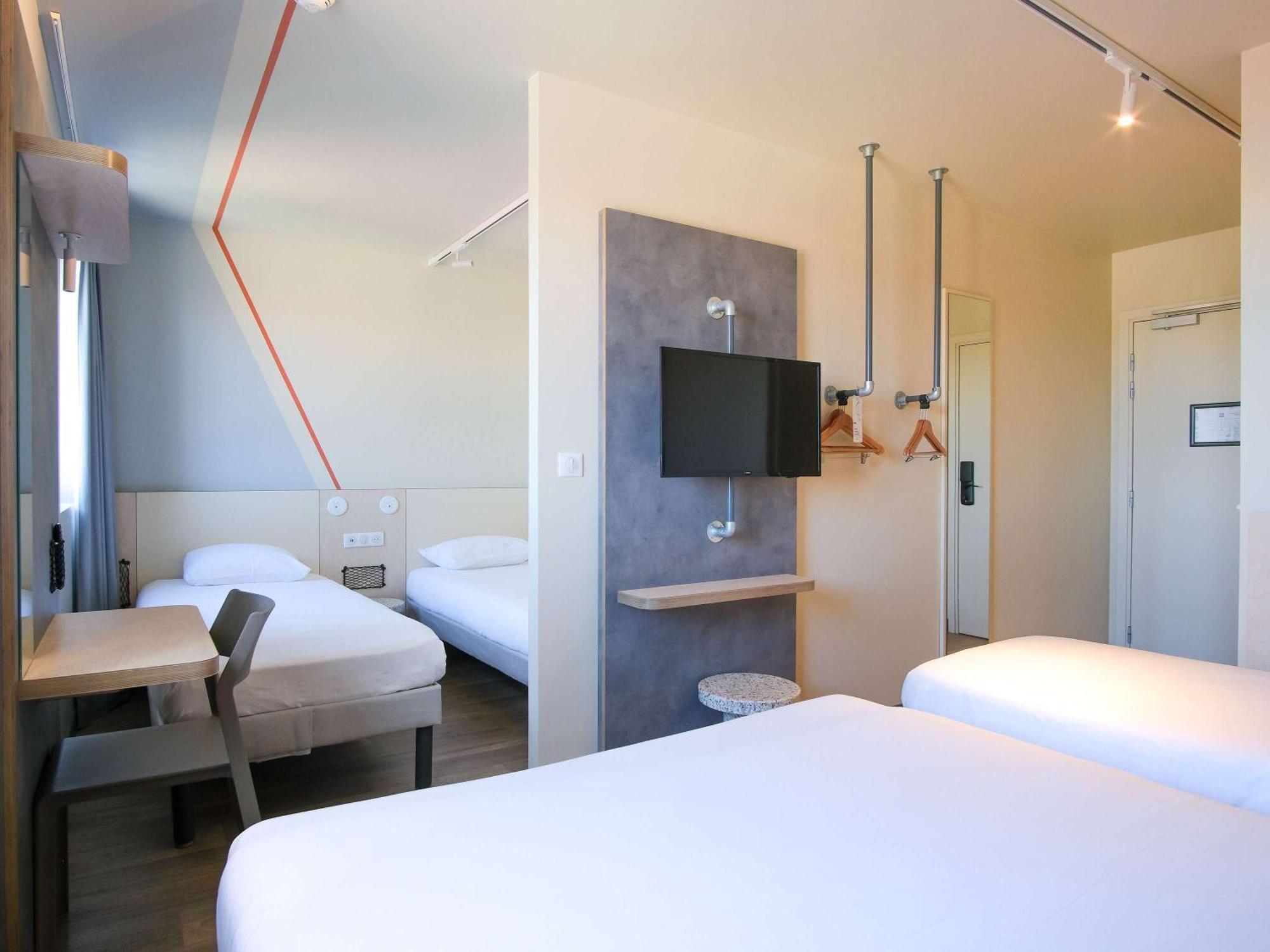 Ibis Budget Toulouse Labège Esterno foto