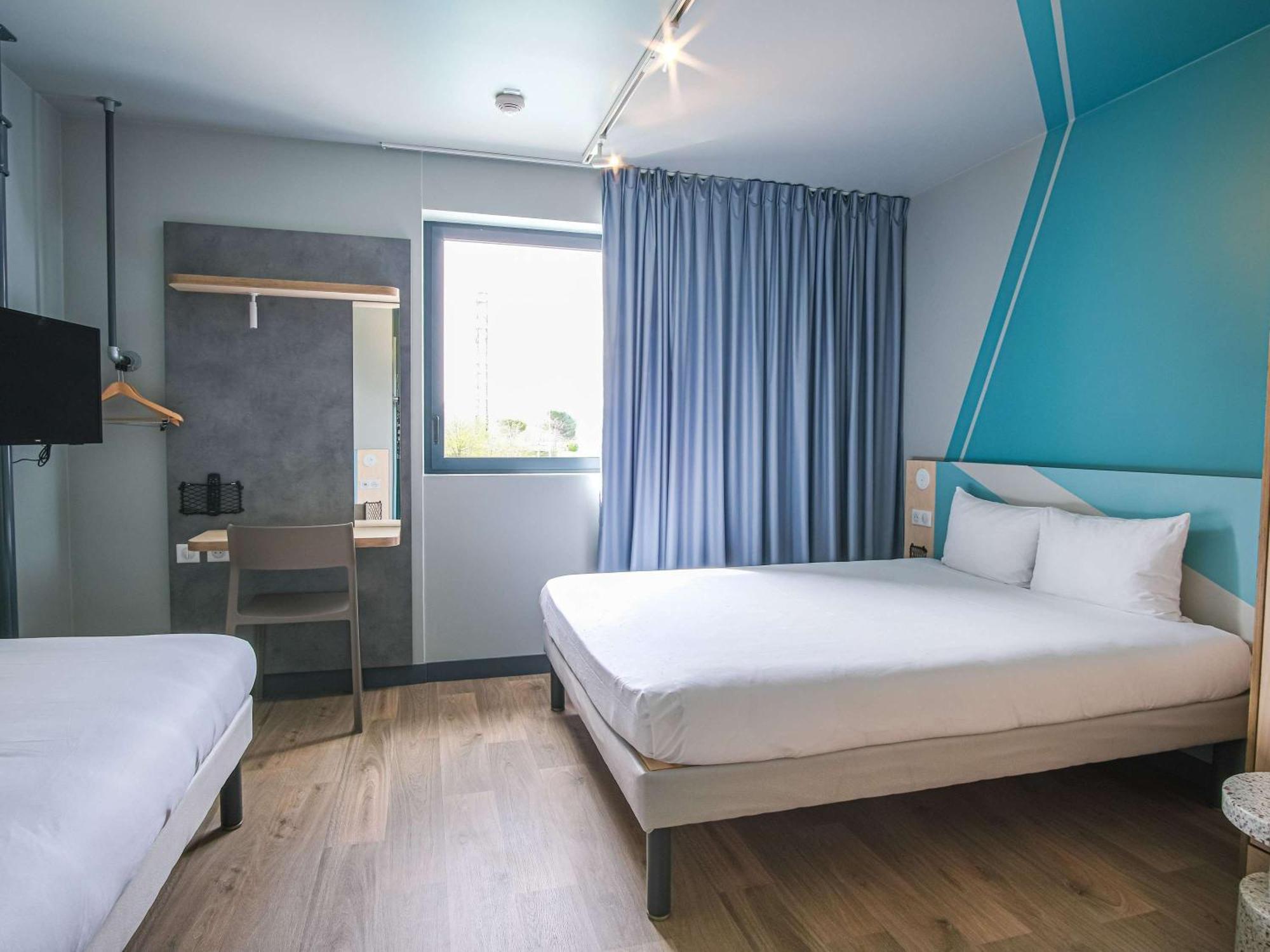 Ibis Budget Toulouse Labège Esterno foto