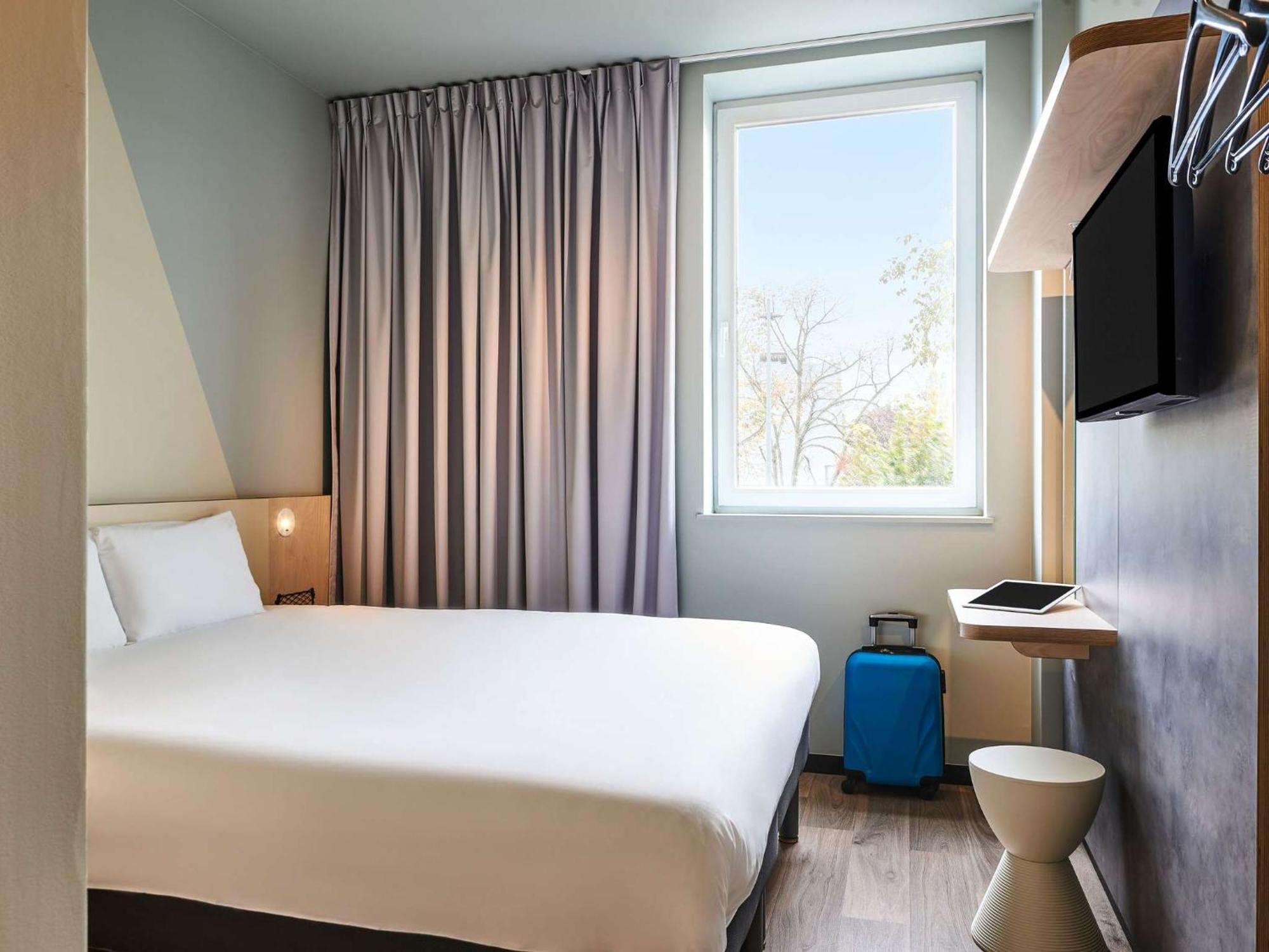 Ibis Budget Toulouse Labège Esterno foto